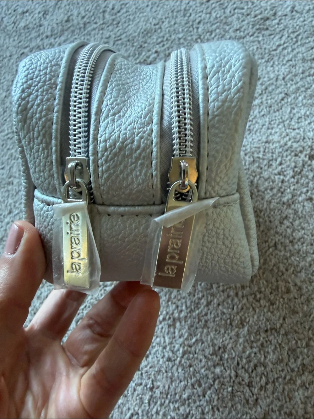 NWT La prairie Double-Zip Cosmetic Pouch, Gray
